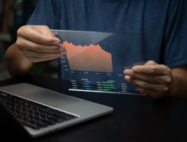 Quantitative Strategy Success : Millisecond-Level Execution Capability